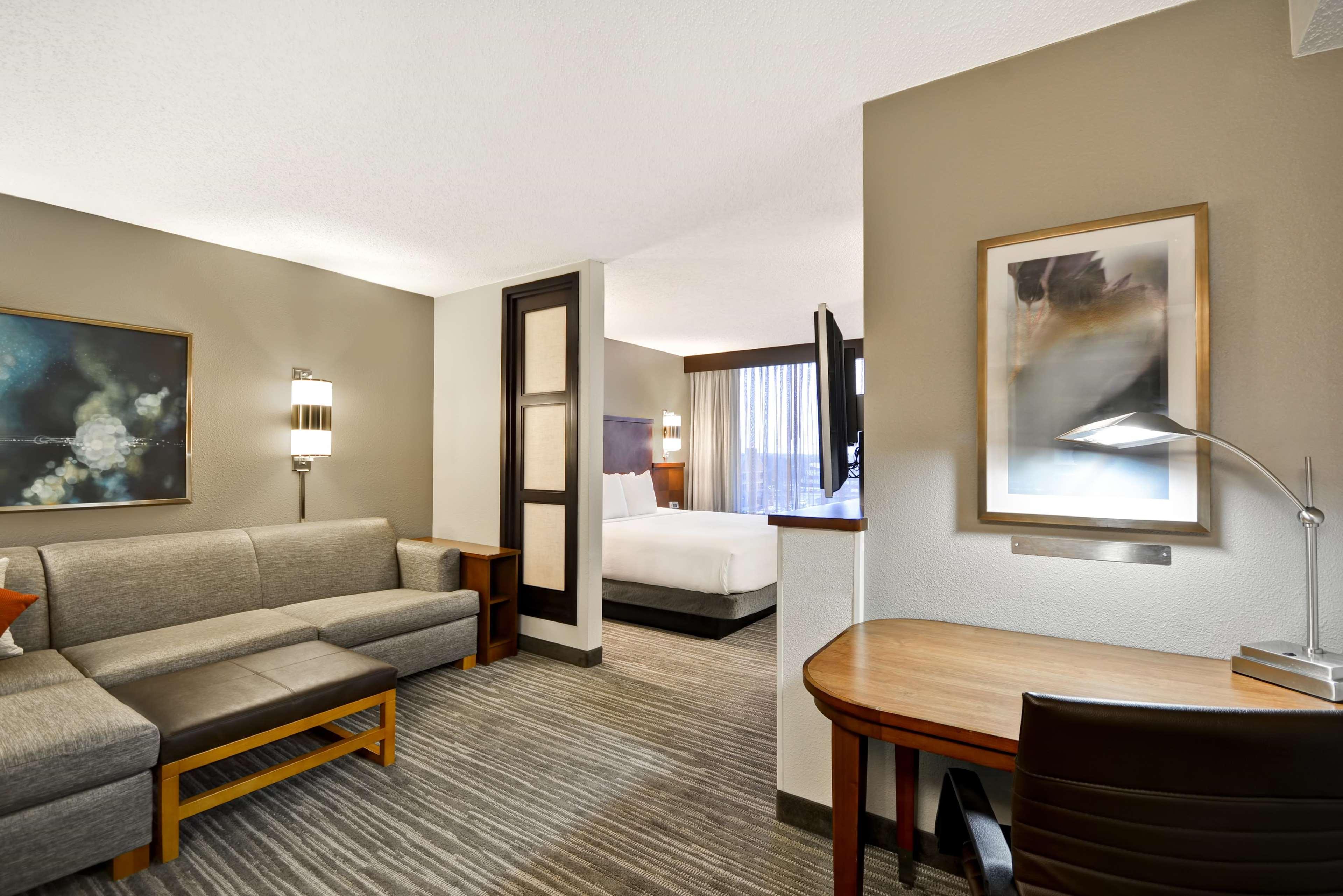 Hyatt Place Columbus Worthington Flint Exterior photo